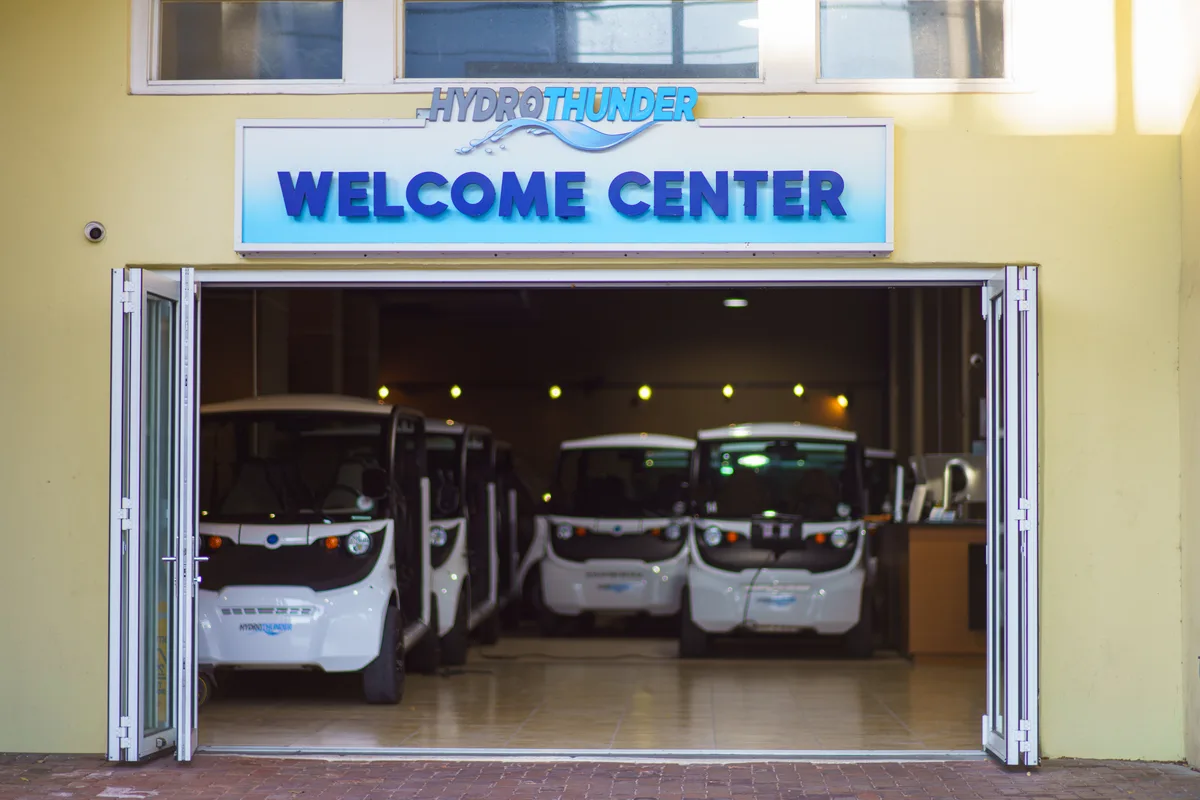 HydroThunder Welcome Center fleet inside